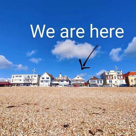 Absolute Beachfront with Decked Garden Oasis&Views Bognor Regis Exterior foto